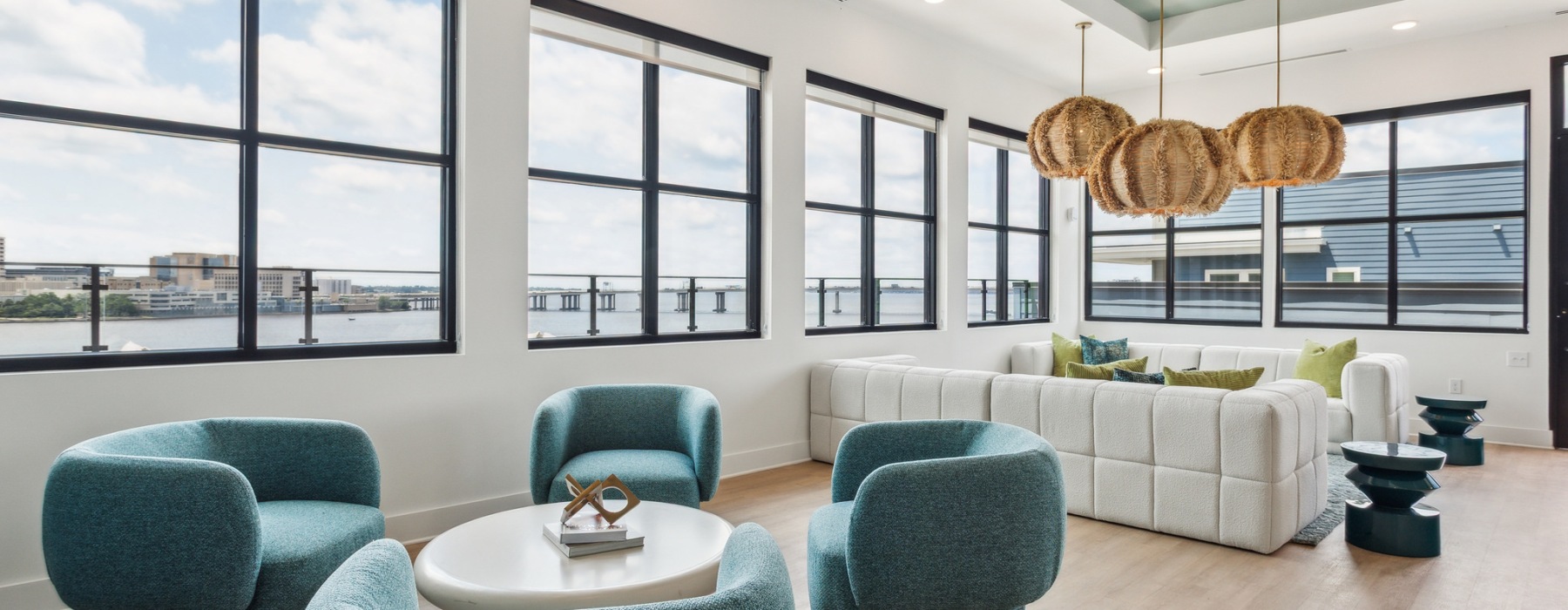 Live in Luxury at One Riverside in Jacksonville